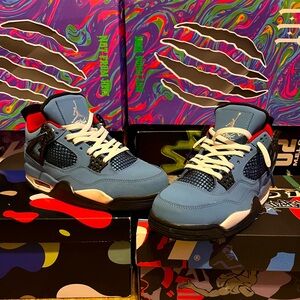 Jordan 4 Retro
Travis Scott Cactus Jack Youth boys size 8 🔥🔥